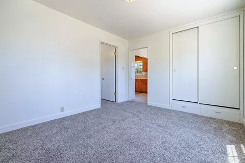 Bedroom - 246 E Valley St, Coalinga, CA 93210 photo 2 of 5