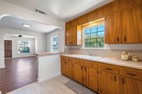 Kitchen - 246 E Valley St, Coalinga, CA 93210 photo 5 of 6