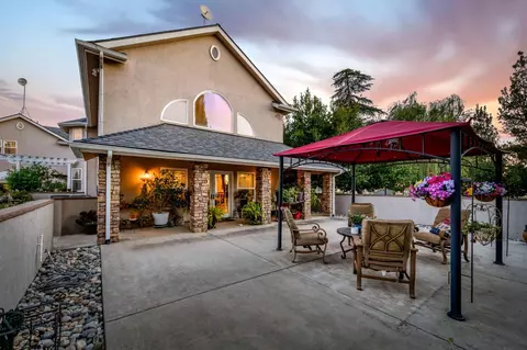 Exterior - 8584 N Madsen Ave, Clovis, CA 93619 photo 31 of 34