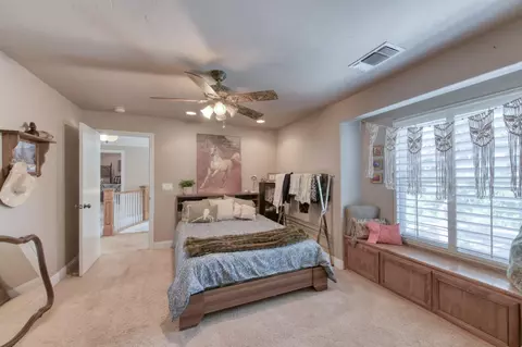 Bedroom - 8584 N Madsen Ave, Clovis, CA 93619 photo 2 of 8
