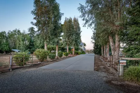 Other - 8584 N Madsen Ave, Clovis, CA 93619 photo 3 of 5