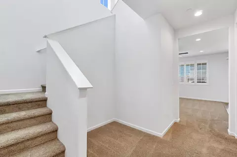 Entry Way - 770 S Argyle Ave, Fowler, CA 93625 photo 2 of 5
