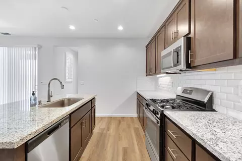Kitchen - 770 S Argyle Ave, Fowler, CA 93625 photo 4 of 6