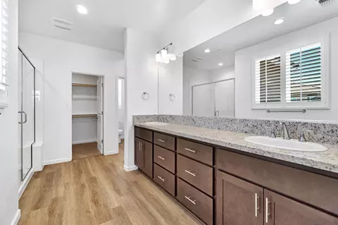 Entry Way - 770 S Argyle Ave, Fowler, CA 93625 photo 3 of 5