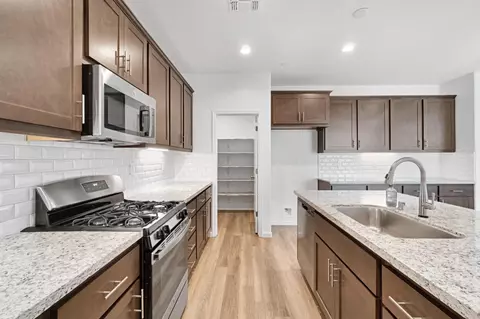 Kitchen - 770 S Argyle Ave, Fowler, CA 93625 photo 1 of 6