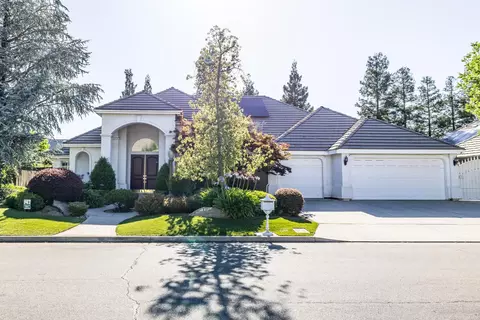 10235 N Rowell Ave, Fresno, CA 93730