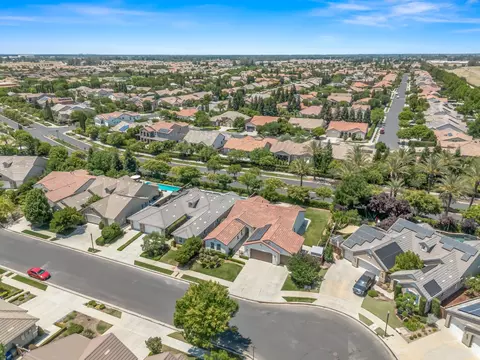 View/Area - 1970 N Langley, Clovis, CA 93619 photo 3 of 8