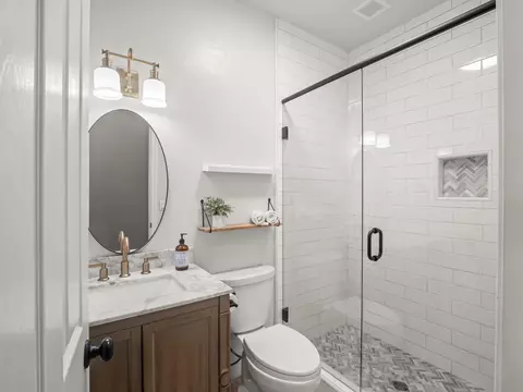 Bath - 1970 N Langley, Clovis, CA 93619 photo 1 of 7