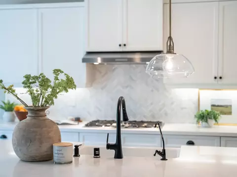 Kitchen - 1970 N Langley, Clovis, CA 93619 photo 5 of 7