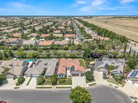 View/Area - 1970 N Langley, Clovis, CA 93619 photo 2 of 8
