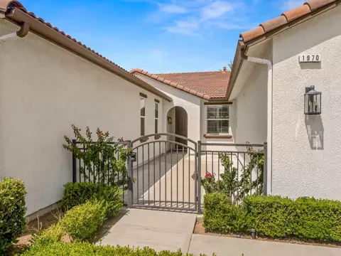 Exterior - 1970 N Langley, Clovis, CA 93619 photo 1 of 9
