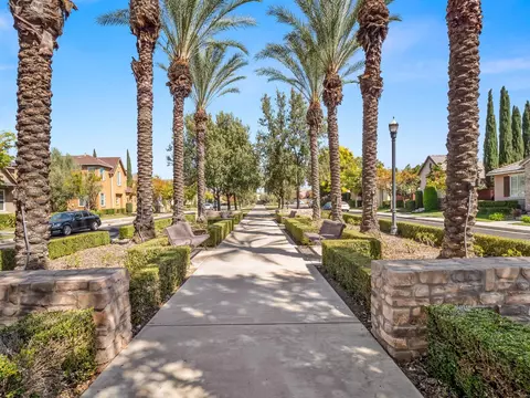 Entry Way - 1970 N Langley, Clovis, CA 93619 photo 2 of 2