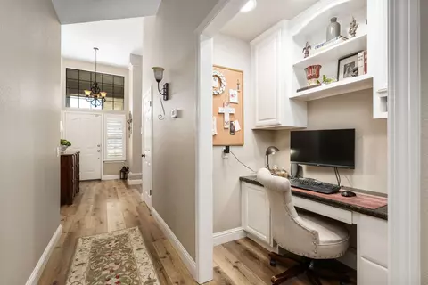 Entry Way - 1978 Gibson Ave, Clovis, CA 93611 photo 3 of 3