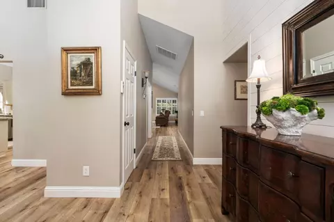 Entry Way - 1978 Gibson Ave, Clovis, CA 93611 photo 2 of 3