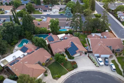 View/Area - 1978 Gibson Ave, Clovis, CA 93611 photo 2 of 4