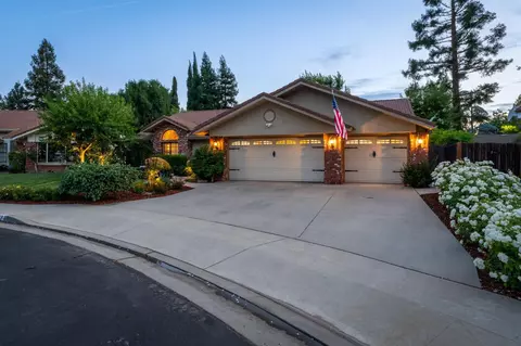 Exterior - 1978 Gibson Ave, Clovis, CA 93611 photo 3 of 30