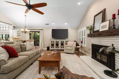 Living - 1978 Gibson Ave, Clovis, CA 93611 photo 4 of 7