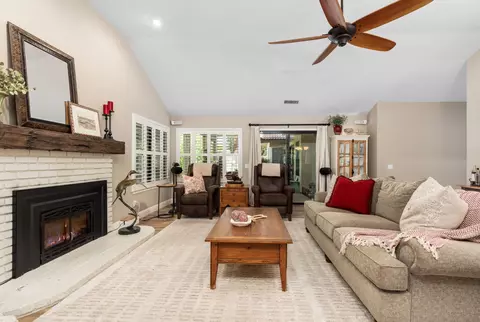 Living - 1978 Gibson Ave, Clovis, CA 93611 photo 5 of 7