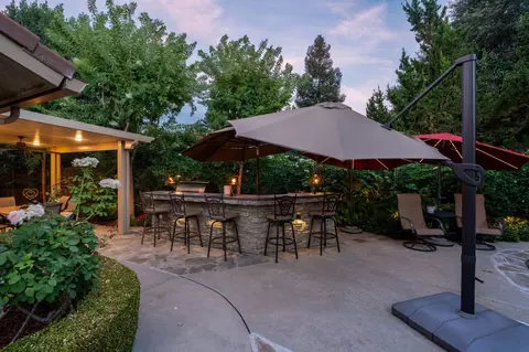Exterior - 1978 Gibson Ave, Clovis, CA 93611 photo 14 of 30