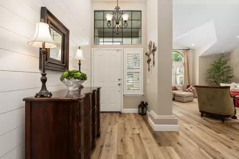 Entry Way - 1978 Gibson Ave, Clovis, CA 93611 photo 1 of 3