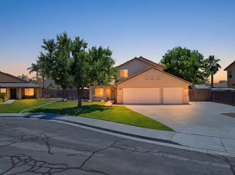 917 Margaret Cir, Hanford, CA 93230