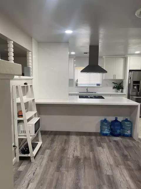 Kitchen - 35 Linda Ln, Lemoore, CA 93245 photo 2 of 4