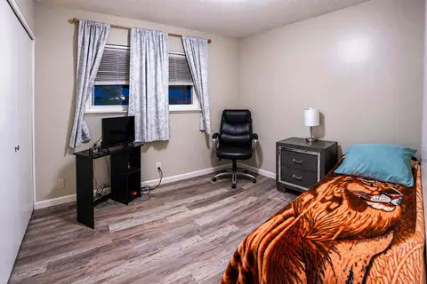 Bedroom - 35 Linda Ln, Lemoore, CA 93245 photo 3 of 5
