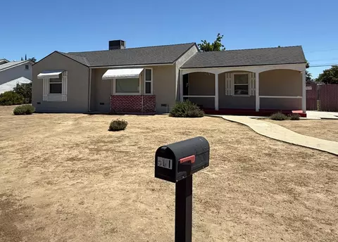 501 Rotan Ave, Madera, CA 93637