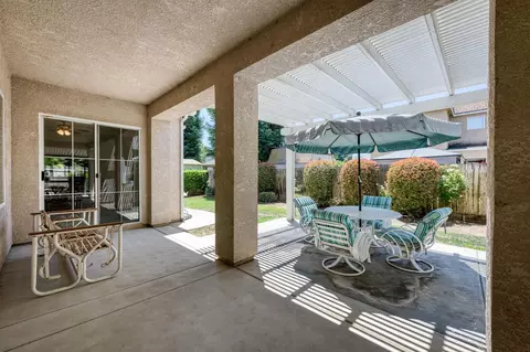 Exterior - 2330 Deauville Cir, Clovis, CA 93619 photo 4 of 15