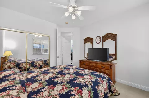 Bedroom - 2330 Deauville Cir, Clovis, CA 93619 photo 2 of 6