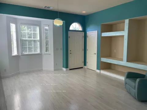 Living - 3724 Heritage Ln, Clovis, CA 93619 photo 1 of 5