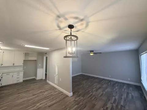 Living - 2203 Dennis Dr, Selma, CA 93662 photo 1 of 2