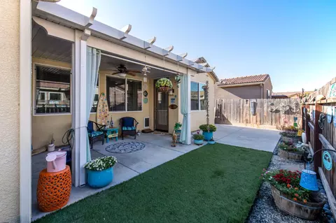 Exterior - 3456 Descanso Ave, Clovis, CA 93619 photo 6 of 6