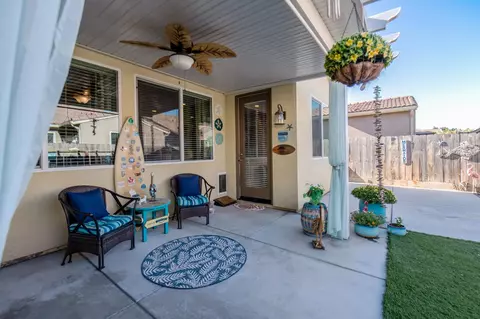 Exterior - 3456 Descanso Ave, Clovis, CA 93619 photo 4 of 6