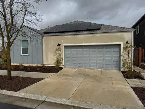 Exterior - 4035 Braden, Madera, CA 93636 photo 3 of 9