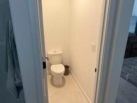 Bath - 4035 Braden, Madera, CA 93636 photo 1 of 2