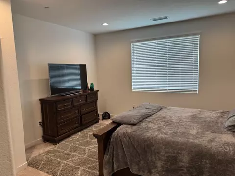 Bedroom - 4035 Braden, Madera, CA 93636 photo 4 of 5