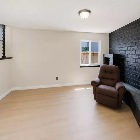 Living - 12656 W H St, Biola, CA 93606 photo 4 of 4