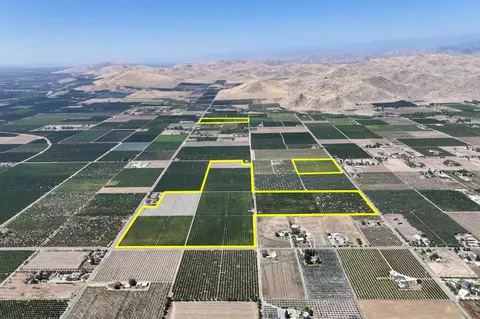 0 Ave 208, Lindsay, CA 93247