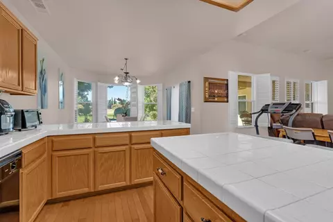 Kitchen - 7090 Emerald St, Chowchilla, CA 93610 photo 2 of 5