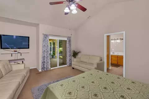 Bedroom - 7090 Emerald St, Chowchilla, CA 93610 photo 3 of 7