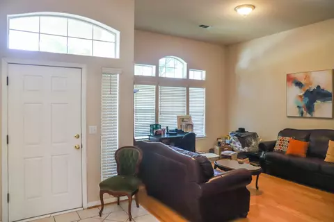 Entry Way - 1984 Rialto Ct, Clovis, CA 93611 photo 1 of 2