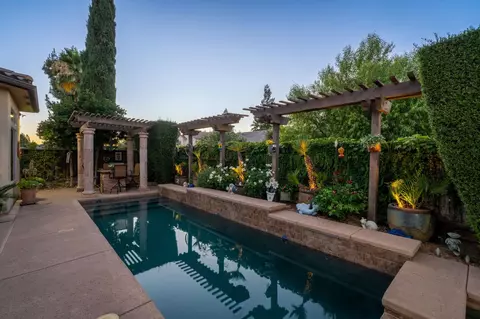 Exterior - 1823 Decatur Ave, Clovis, CA 93611 photo 9 of 22
