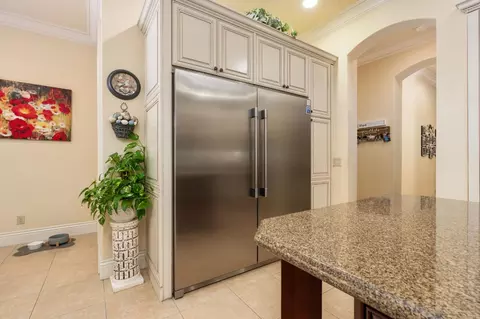 Kitchen - 1823 Decatur Ave, Clovis, CA 93611 photo 9 of 9