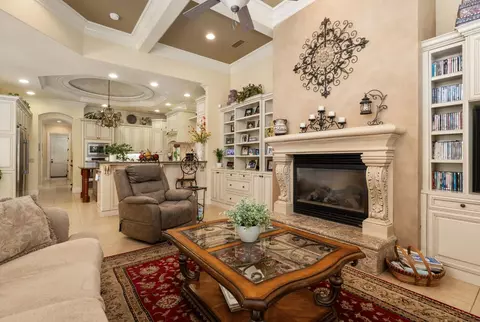 Living - 1823 Decatur Ave, Clovis, CA 93611 photo 5 of 7