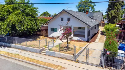 2531 E Mckenzie Ave, Fresno, CA 93701