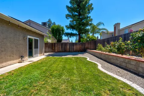 Exterior - 2512 Keats Ave, Clovis, CA 93611 photo 13 of 16
