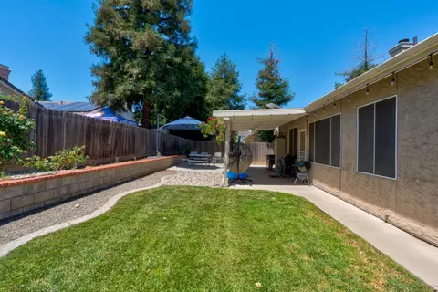 Exterior - 2512 Keats Ave, Clovis, CA 93611 photo 16 of 16