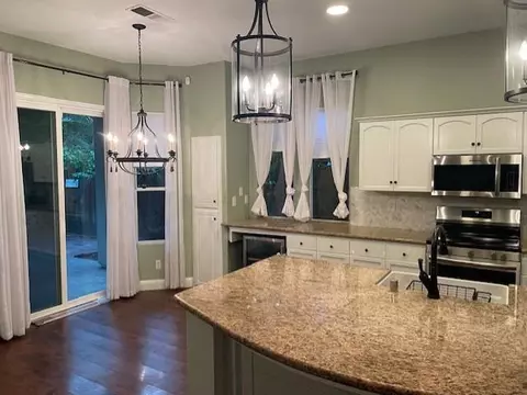 Kitchen - 3320 Hanson Ave, Clovis, CA 93611 photo 2 of 3
