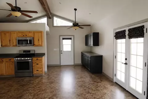 Other - 602 E Abbott Ave, Reedley, CA 93654 photo 8 of 9